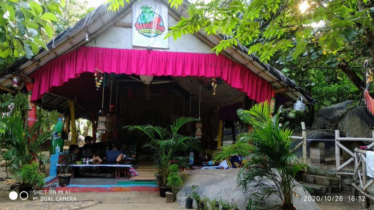 Om Shanti Om Homestay Hampi Exterior photo