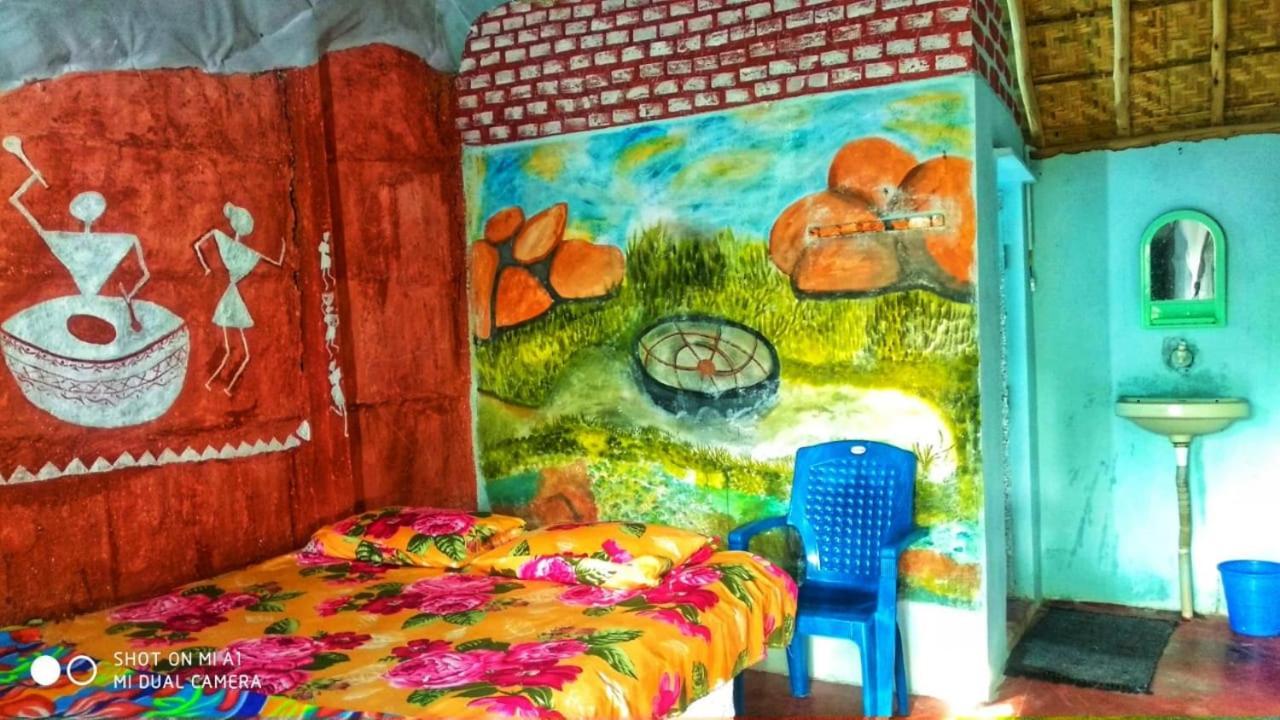 Om Shanti Om Homestay Hampi Exterior photo